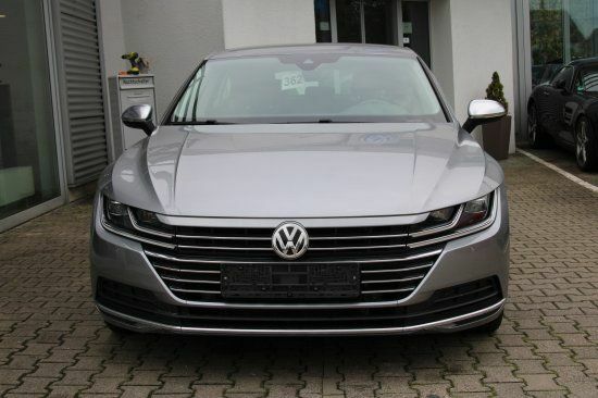 Сірий Фольксваген Arteon, об'ємом двигуна 1.97 л та пробігом 100 тис. км за 25842 $, фото 2 на Automoto.ua