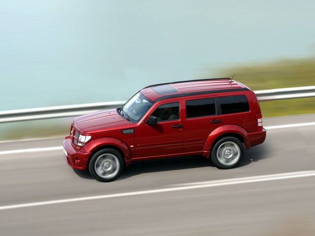 Додж Нитро, Внедорожник / Кроссовер 2007 - н.в. 4.0 i V6 24V 4WD
