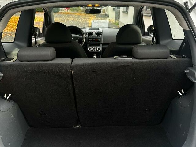 Мицубиси Кольт 2008 в Европе на Automoto.ua Мицубиси Кольт, объемом двигателя 0 л и пробегом 150 тыс. км за 1990 $, фото 6 на Automoto.ua