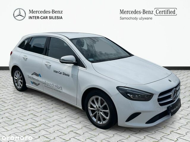 Мерседес Б-класс 2019 в Европе на Automoto.ua Белый Мерседес Б-класс, объемом двигателя 1 л и пробегом 72 тыс. км за 24189 $, фото 2 на Automoto.ua