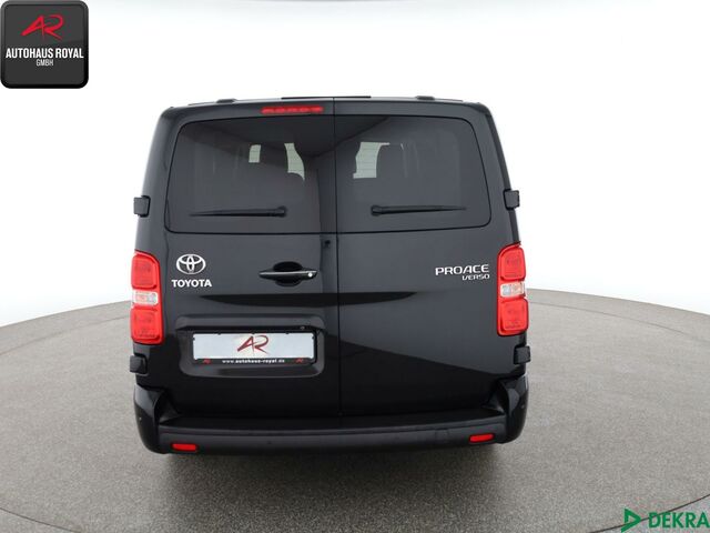 Тойота Proace Verso 2019 в Европе на Automoto.ua Черный Тойота Proace Verso, объемом двигателя 2 л и пробегом 75 тыс. км за 28880 $, фото 3 на Automoto.ua