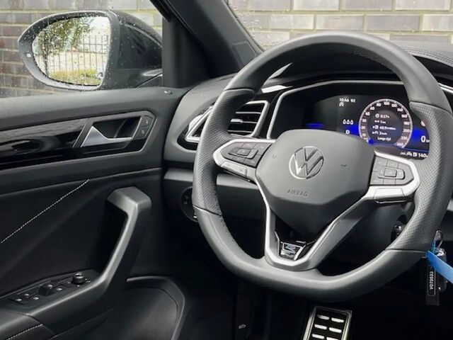 Фольксваген Ті-Рок 2025 у Європі на Automoto.ua Чорний Фольксваген Ті-Рок, об'ємом двигуна 1.5 л та пробігом 26 тис. км за 43671 $, фото 8 на Automoto.ua