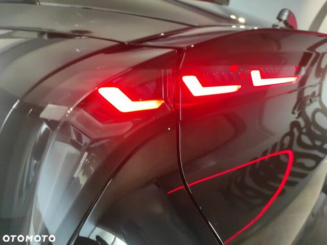 Альфа Ромео Джуниор 2025 в Европе на Automoto.ua Черный Альфа Ромео Джуниор, объемом двигателя 1 л и пробегом 6 тыс. км за 33681 $, фото 9 на Automoto.ua