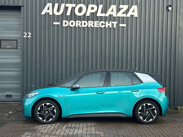 Фольксваген ID.3 2020 в Европе на Automoto.ua Зеленый Фольксваген ID.3, объемом двигателя 0 л и пробегом 104 тыс. км за 18379 $, фото 4 на Automoto.ua