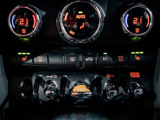 Червоний Міні Cooper SE, об'ємом двигуна 0 л та пробігом 24 тис. км за 20400 $, фото 14 на Automoto.ua