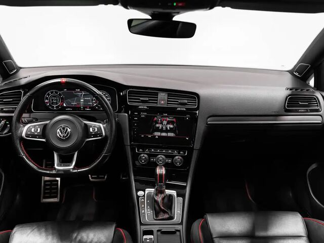 Фольксваген Гольф ГТІ 2019 у Європі на Automoto.ua Сірий Фольксваген Гольф ГТІ, об'ємом двигуна 1.98 л та пробігом 72 тис. км за 40276 $, фото 12 на Automoto.ua