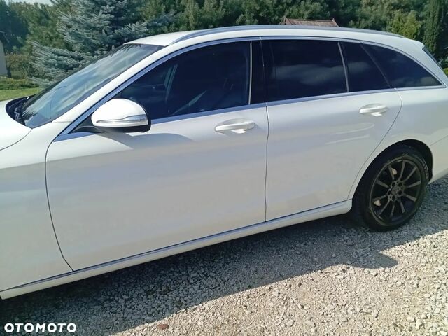 Мерседес Ц-Клас 2014 у Європі на Automoto.ua Білий Мерседес Ц-Клас, об'ємом двигуна 2.14 л та пробігом 210 тис. км за 13076 $, фото 9 на Automoto.ua