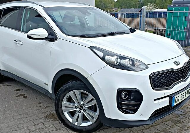 Кіа Sportage, об'ємом двигуна 2 л та пробігом 130 тис. км за 14017 $, фото 24 на Automoto.ua