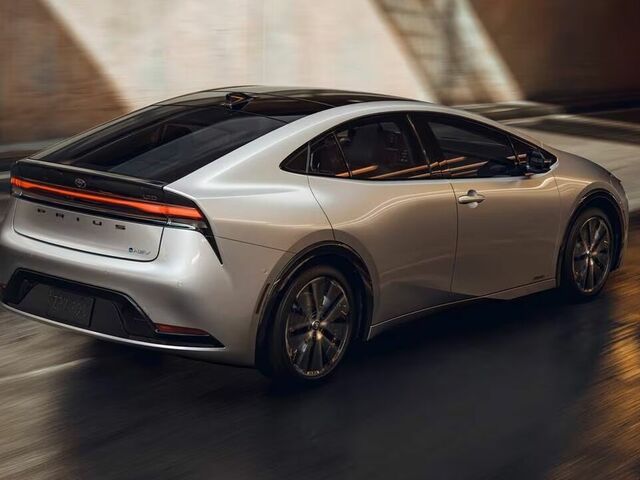 Toyota Prius 2024 расход Сколько топлива тратит Тойота Приус 2024