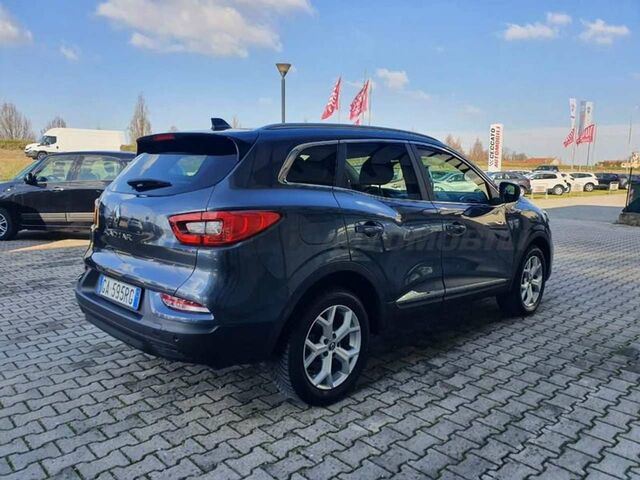 Сірий Рено Kadjar, об'ємом двигуна 1.46 л та пробігом 81 тис. км за 18642 $, фото 3 на Automoto.ua