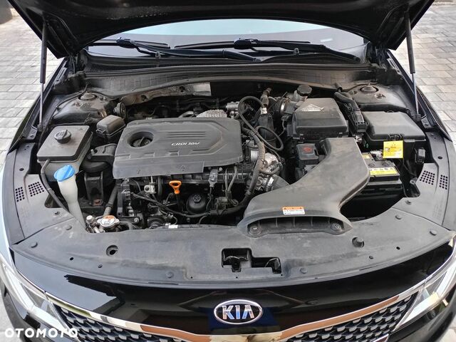 Кіа Оптіма, об'ємом двигуна 1.69 л та пробігом 131 тис. км за 14017 $, фото 13 на Automoto.ua