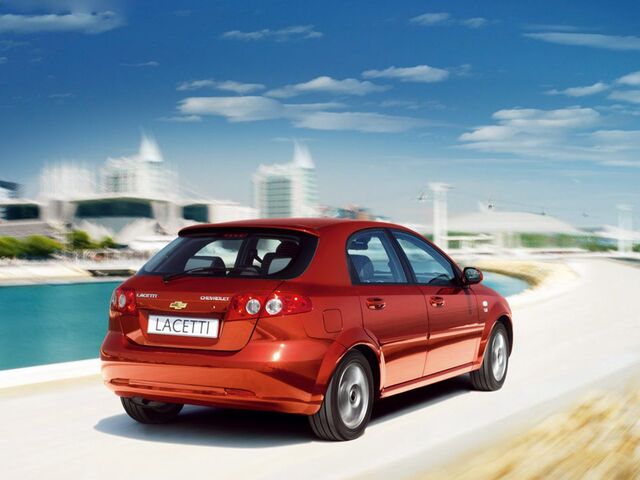Шевроле Лачетті, Хетчбек 2004 - н.в. Hatchback 1.6 i 16V