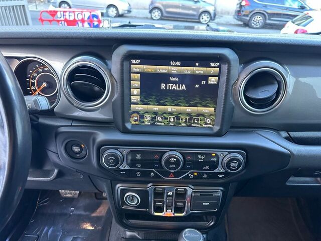 Джип Gladiator 2021 в Европе на Automoto.ua Серый Джип Gladiator, объемом двигателя 2.99 л и пробегом 82 тыс. км за 50223 $, фото 13 на Automoto.ua