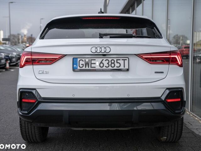 Ауди Q3 Sportback, объемом двигателя 1.98 л и пробегом 18 тыс. км за 45335 $, фото 4 на Automoto.ua