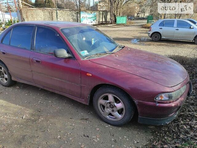 Міцубісі Галант, Седан 1992 - 1996 V 2.0 GLSI 4x4 (E75A)