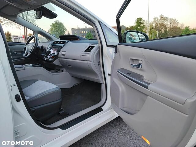 Тойота Prius Plus, объемом двигателя 1.8 л и пробегом 194 тыс. км за 17905 $, фото 39 на Automoto.ua