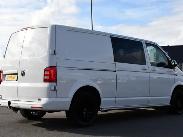 Фольксваген Transporter T6 2017 у Європі на Automoto.ua Білий Фольксваген Transporter T6, об'ємом двигуна 1.97 л та пробігом 113 тис. км за 26785 $, фото 5 на Automoto.ua