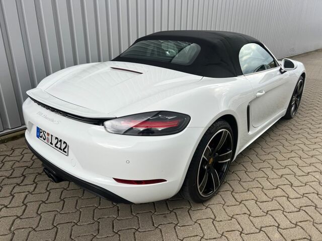 Білий Порше Boxster, об'ємом двигуна 2.5 л та пробігом 85 тис. км за 65328 $, фото 13 на Automoto.ua