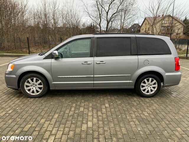 Крайслер Grand Voyager, об'ємом двигуна 3.61 л та пробігом 193 тис. км за 12311 $, фото 4 на Automoto.ua