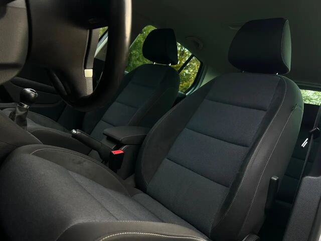 Фольксваген Гольф 2011 у Європі на Automoto.ua Сірий Фольксваген Гольф, об'ємом двигуна 1.2 л та пробігом 145 тис. км за 9350 $, фото 8 на Automoto.ua