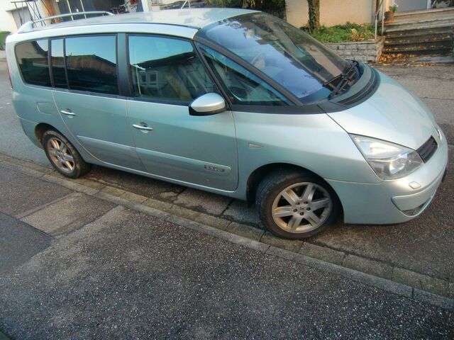 Рено Гранд Еспейс 2004 у Європі на Automoto.ua Сірий Рено Гранд Еспейс, об'ємом двигуна 0 л та пробігом 160 тис. км за 3900 $, фото 2 на Automoto.ua