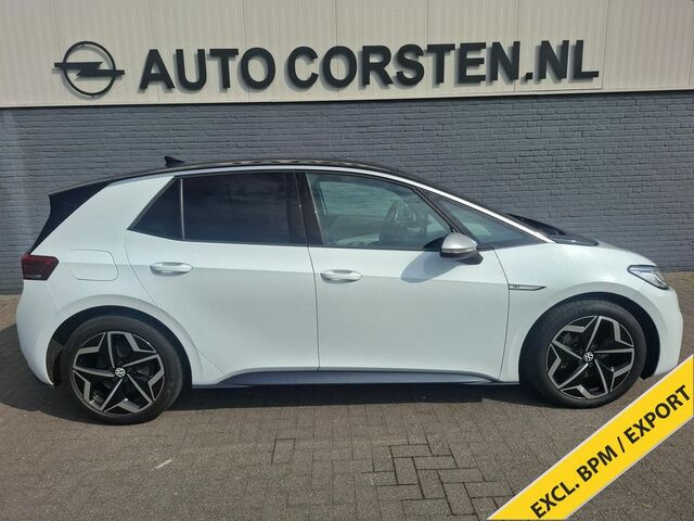 Фольксваген ID.3 2020 в Европе на Automoto.ua Белый Фольксваген ID.3, объемом двигателя 0 л и пробегом 212 тыс. км за 15545 $, фото 1 на Automoto.ua