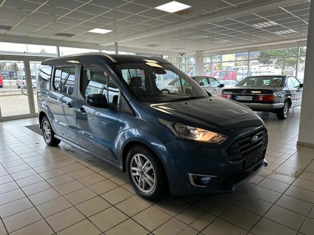 Синий Форд Grand Tourneo, объемом двигателя 1.5 л и пробегом 50 тыс. км за 26177 $, фото 2 на Automoto.ua