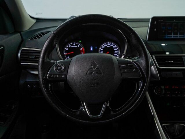 Мицубиси Eclipse Cross 2019 в Европе на Automoto.ua Синий Мицубиси Eclipse Cross, объемом двигателя 1.5 л и пробегом 95 тыс. км за 21246 $, фото 18 на Automoto.ua