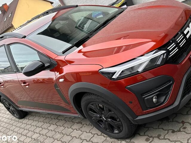 Дачія Jogger, об'ємом двигуна 1 л та пробігом 36 тис. км за 17002 $, фото 8 на Automoto.ua