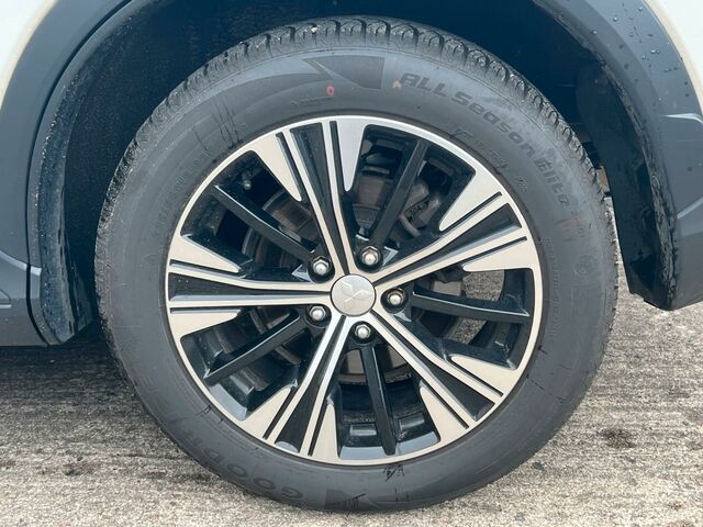 Мицубиси Эклипс 2019 в Европе на Automoto.ua Мицубиси Эклипс, объемом двигателя 1.5 л и пробегом 82 тыс. км за 16900 $, фото 8 на Automoto.ua