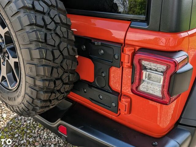 Джип Wrangler, об'ємом двигуна 2 л та пробігом 75 тис. км за 40821 $, фото 17 на Automoto.ua