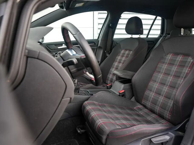 Фольксваген Гольф ГТІ 2016 у Європі на Automoto.ua Чорний Фольксваген Гольф ГТІ, об'ємом двигуна 1.98 л та пробігом 201 тис. км за 14900 $, фото 7 на Automoto.ua