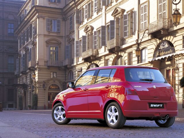 Сузукі Свифт, Хетчбек 2004 - 2010 III 1.5 i 16V (102 Hp)