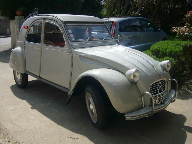 Сірий Сітроен 2CV, об'ємом двигуна 0.43 л та пробігом 59 тис. км за 16340 $, фото 1 на Automoto.ua