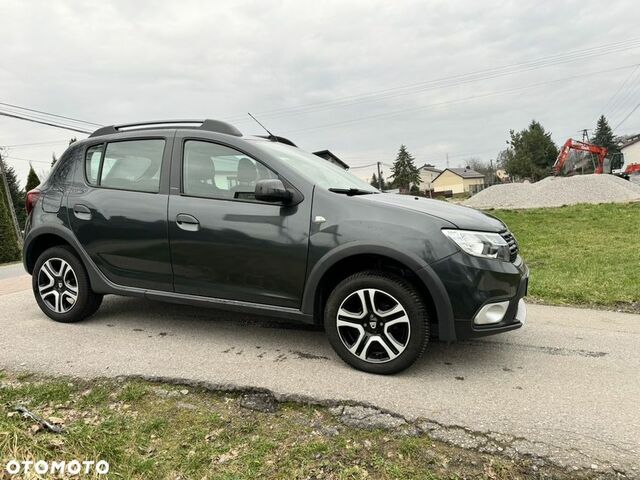 Дачия Sandero StepWay, объемом двигателя 0.9 л и пробегом 33 тыс. км за 8359 $, фото 10 на Automoto.ua