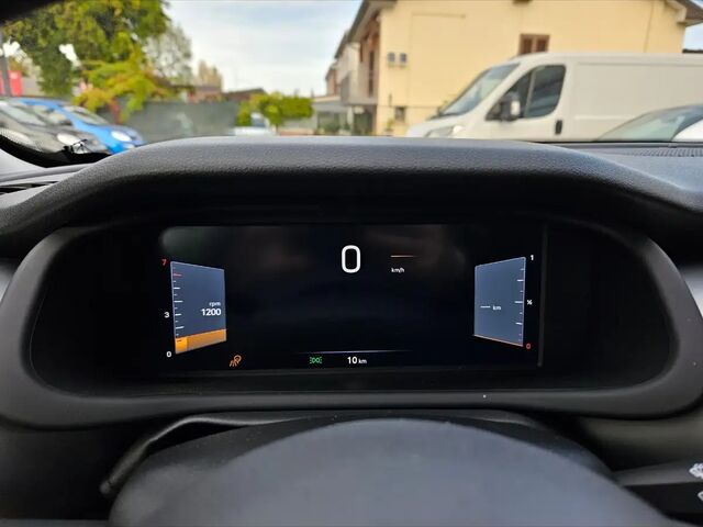 Джип Avenger 2025 в Европе на Automoto.ua Черный Джип Avenger, объемом двигателя 1.2 л и пробегом 10 тыс. км за 31312 $, фото 7 на Automoto.ua