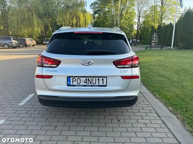 Хендай i30, об'ємом двигуна 1.35 л та пробігом 222 тис. км за 9460 $, фото 3 на Automoto.ua