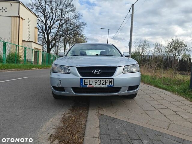 Хендай Соната, об'ємом двигуна 1.99 л та пробігом 218 тис. км за 842 $, фото 7 на Automoto.ua