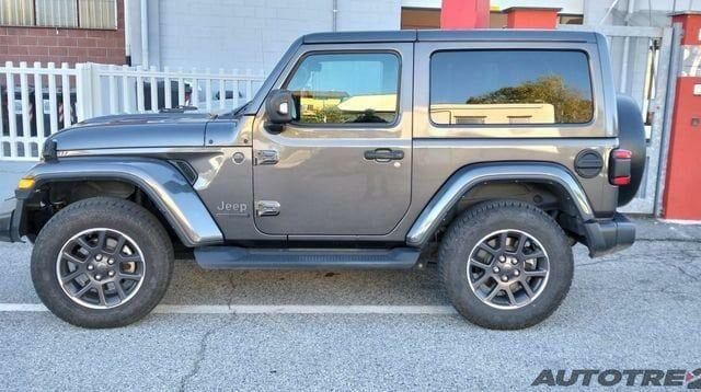 Джип Wrangler 2021 у Європі на Automoto.ua Сірий Джип Wrangler, об'ємом двигуна 2 л та пробігом 130 тис. км за 36500 $, фото 5 на Automoto.ua