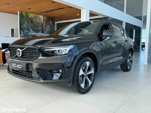 Вольво XC40, объемом двигателя 1.97 л и пробегом 1 тыс. км за 42495 $, фото 1 на Automoto.ua