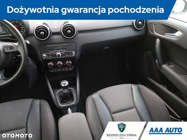 Ауді A1, об'ємом двигуна 1.6 л та пробігом 122 тис. км за 9719 $, фото 8 на Automoto.ua