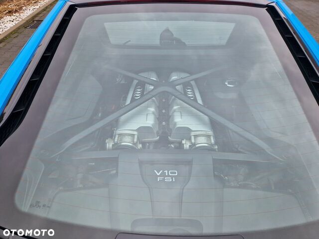 Ауди Р8, объемом двигателя 5.2 л и пробегом 64 тыс. км за 118575 $, фото 9 на Automoto.ua