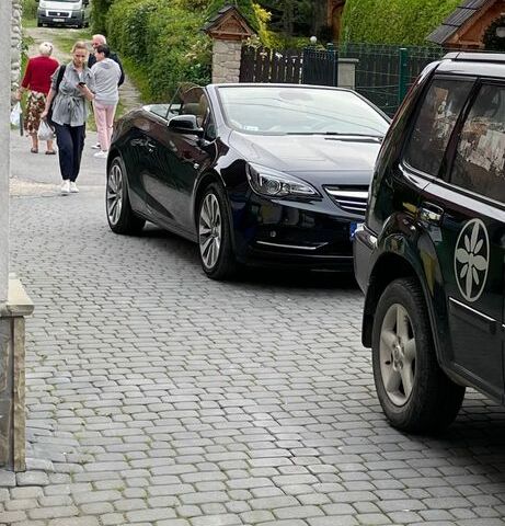 Опель Каскада, об'ємом двигуна 1.6 л та пробігом 130 тис. км за 10799 $, фото 4 на Automoto.ua