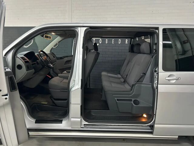 Фольксваген Transporter 2013 у Європі на Automoto.ua Срібний Фольксваген Transporter, об'ємом двигуна 1.97 л та пробігом 240 тис. км за 20800 $, фото 4 на Automoto.ua
