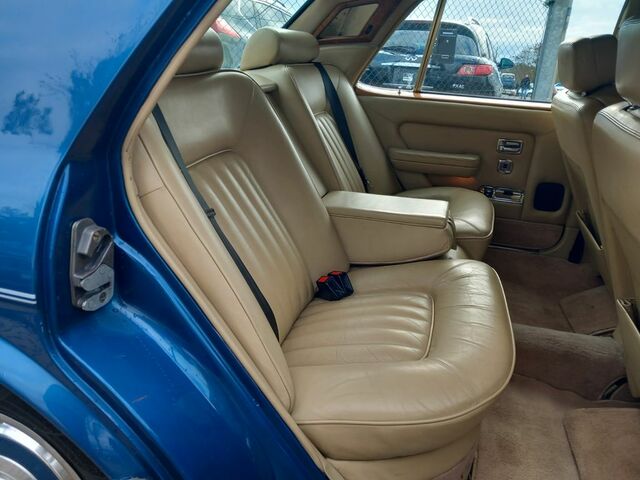 Синій Ролс Ройс Silver Spirit, об'ємом двигуна 6.75 л та пробігом 106 тис. км за 19804 $, фото 23 на Automoto.ua