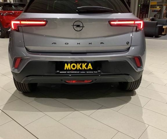 Серый Опель Mokka, объемом двигателя 0 л и пробегом 4 тыс. км за 30557 $, фото 4 на Automoto.ua