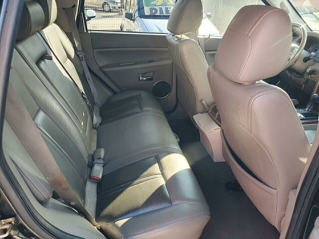 Джип Grand Cherokee 2006 у Європі на Automoto.ua Чорний Джип Grand Cherokee, об'ємом двигуна 2.99 л та пробігом 239 тис. км за 6500 $, фото 10 на Automoto.ua