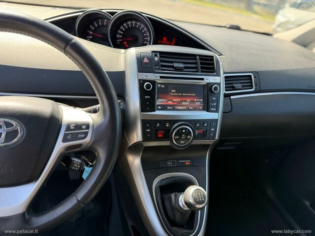 Тойота Версо 2015 у Європі на Automoto.ua Чорний Тойота Версо, об'ємом двигуна 1.6 л та пробігом 175 тис. км за 10025 $, фото 14 на Automoto.ua