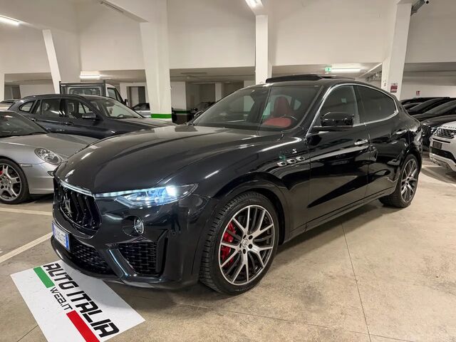 Мазераті Леванте 2022 у Європі на Automoto.ua Чорний Мазераті Леванте, об'ємом двигуна 2.98 л та пробігом 58 тис. км за 79365 $, фото 1 на Automoto.ua
