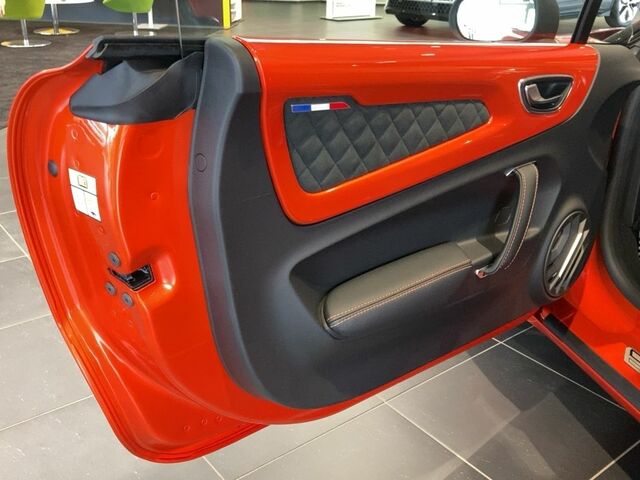 Оранжевый Рено Alpine a110, объемом двигателя 1.8 л и пробегом 50 тыс. км за 94629 $, фото 8 на Automoto.ua